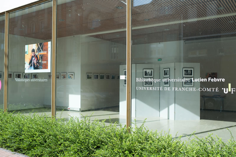 Exposition photos à la bibliothèque universitaire de Belfort